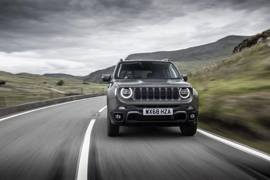  Jeep Renegade Trailhawk (BU) 2018 года  (UK) (фото 29 из 36)